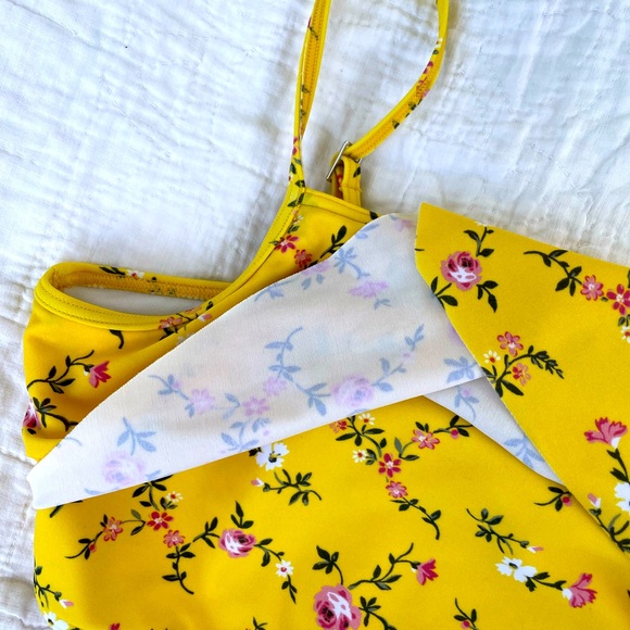 Abercrombie Kids Bikini • Yellow Floral - Picture 4 of 5